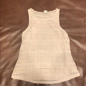 A simple pattern tank top